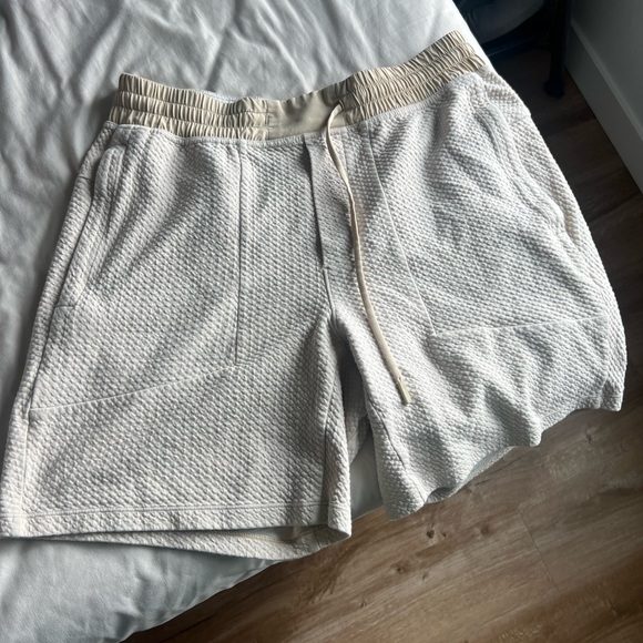 lululemon athletica Other - Lululemon Athletica At ease shorts 7”